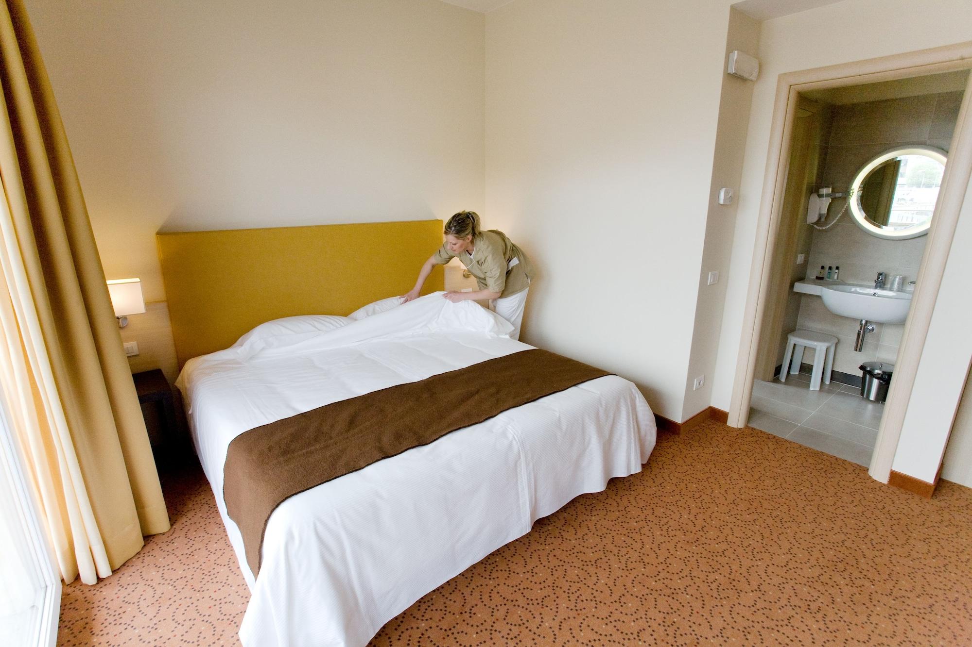 Regal Hotel Брешия Номер фото